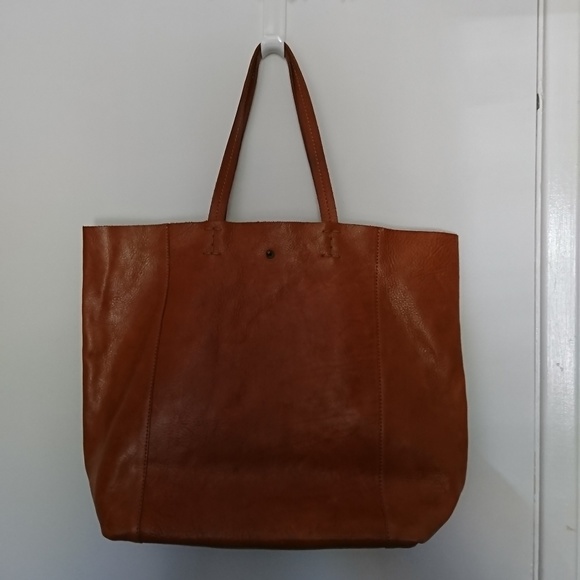Lucky Brand Handbags - Lucky Brand leather tote
